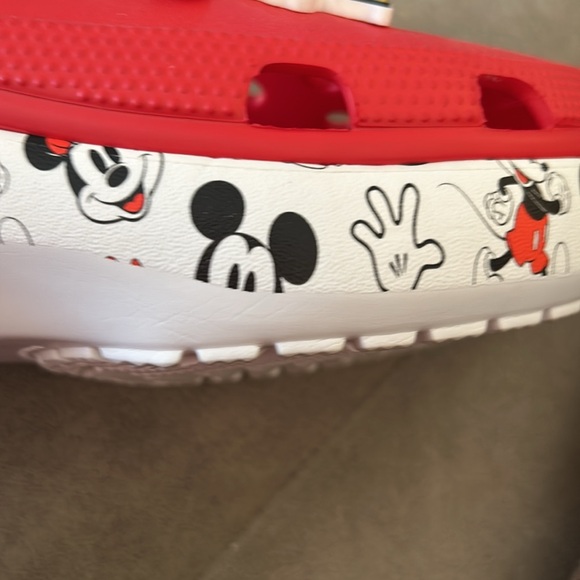 Mickey & Minnie Crocs - Picture 9 of 9